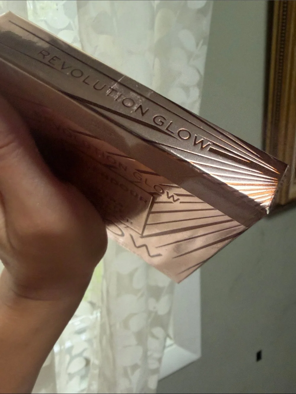 Makeup Revolution Glow Splendour Bronzer - Deep Brown Ultra Matte